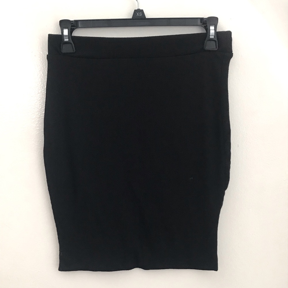 Active USA Black Skirt Large